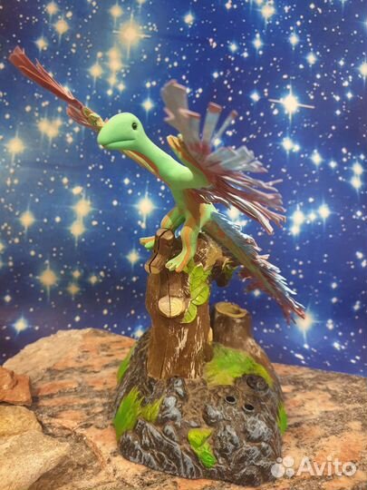 Динозавры. Ручная работа. Опора для цветов