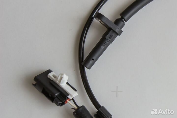 Датчик абс задний левый на Ford Transit 2006-2013