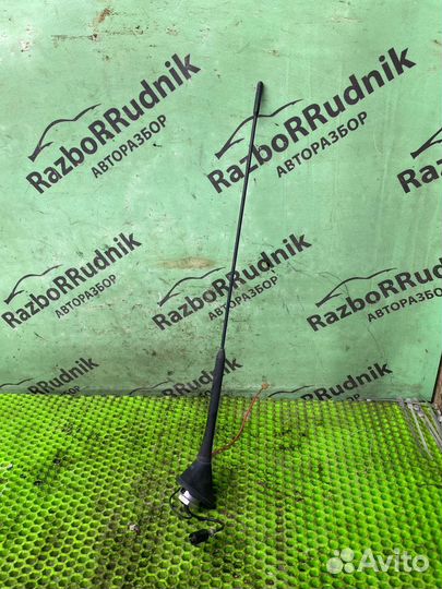 Антенна Mitsubishi Carisma