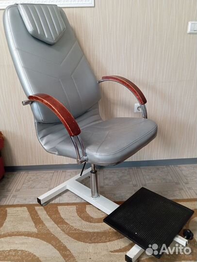 Стол для мастера маникюра с вытяжкой