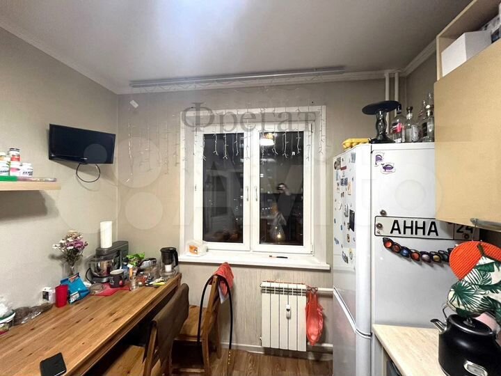 1-к. квартира, 42 м², 8/14 эт.