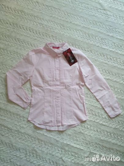 Блузка р.134-140 школьная новая