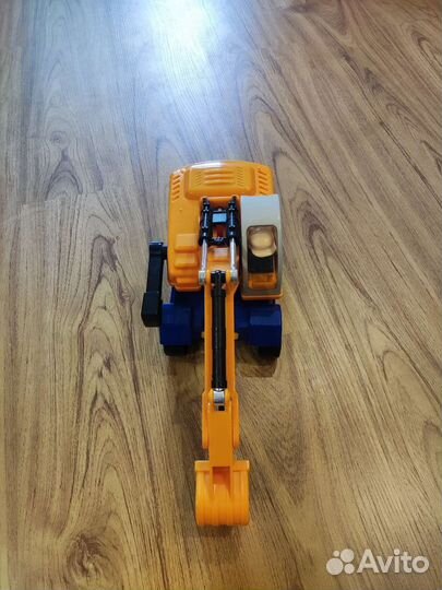 Игрушка экскаватор