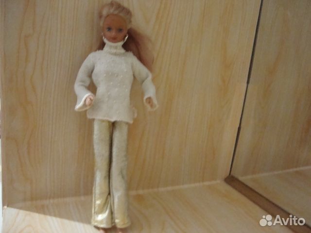 Кукла барби с одеждой