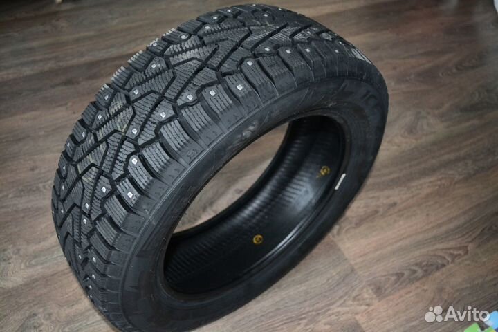 Pirelli Winter Ice Zero 215/65 R16
