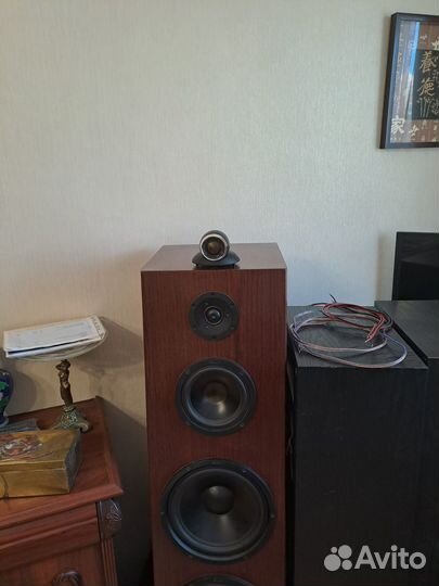 Авторская напольная Hi-End акустическая система