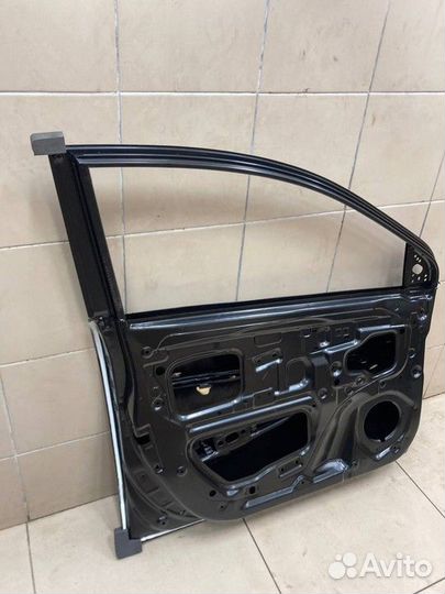 Дверь передняя левая Hyundai Solaris