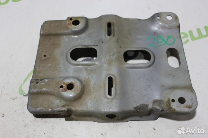 Крепление аккумулятора Chevrolet Lanos 2004-2010