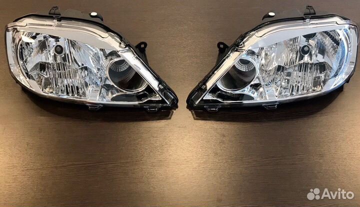 Фара (1шт) Renault Logan