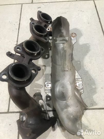 Выпускной коллектор левый Lexus Gs430 UZS190 3uzfe