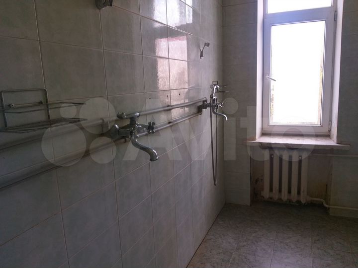 Комната 20 м² в > 9-к., 2/3 эт.