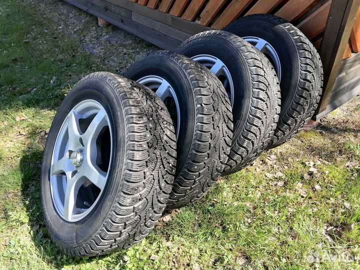 Зимние колеса 195/65 r15