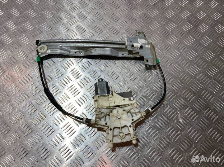 Стеклоподъемник Peugeot 407