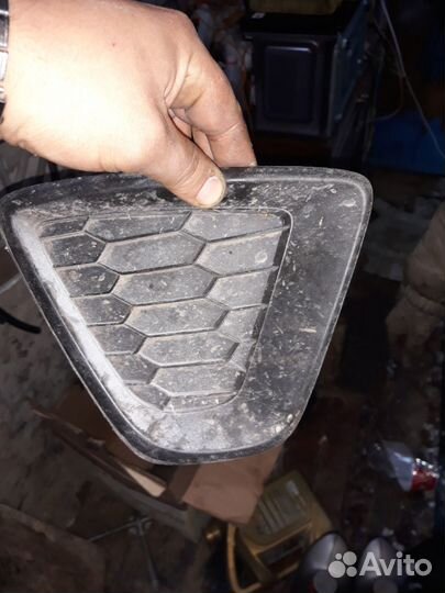 Заглушки переднего бампера Мазда сх5