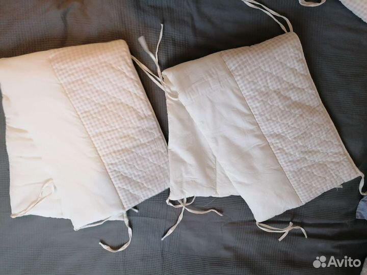 Бортики в кроватку