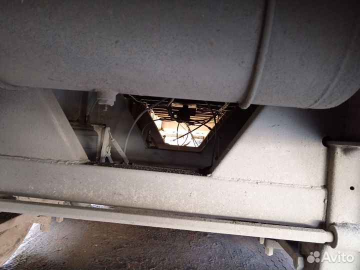 Полуприцеп шторный Trailor шторный, 1997