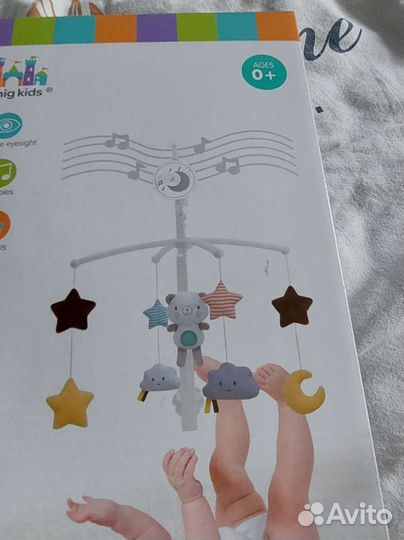 Мобиль на кроватку. Карточки в подарок