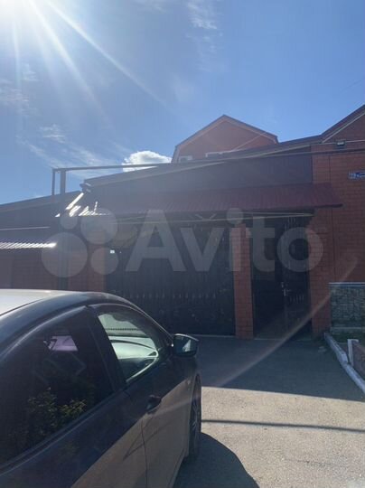 Дом 240 м² на участке 14 сот.