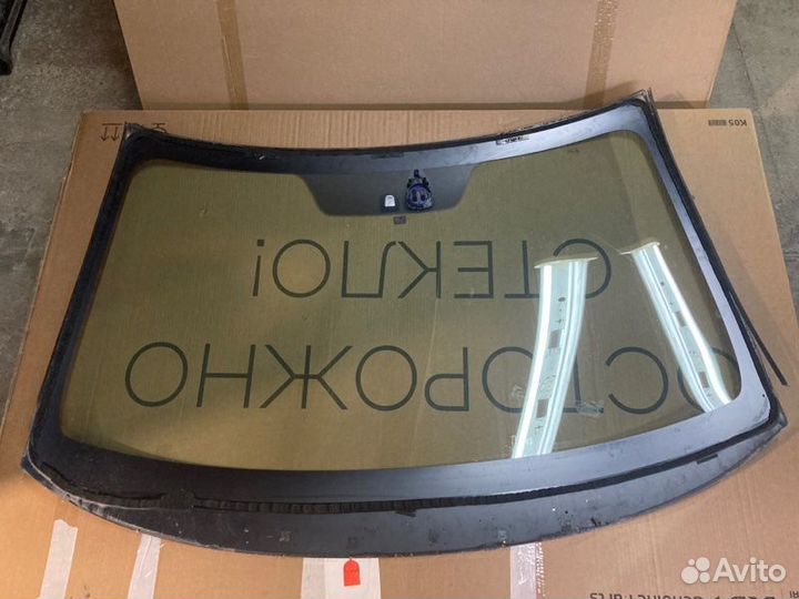 Стекло лобовое Mitsubishi Outlander Gf 2012