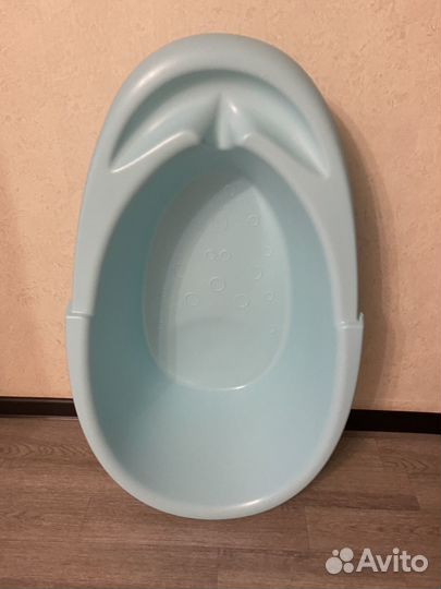 Ванночка для купания с горкой