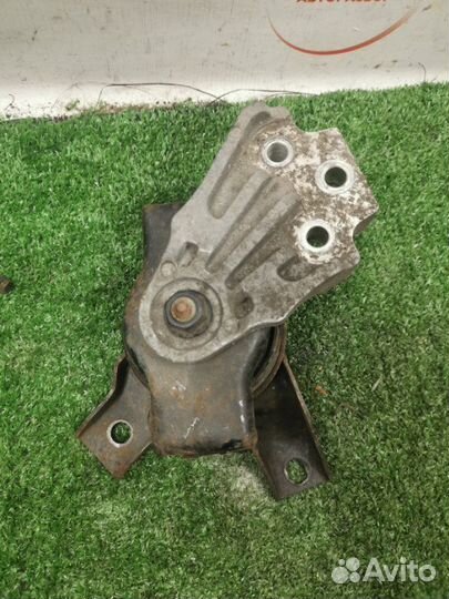 Подушка двигателя Hyundai Getz хетчбек 3 двери 1.4