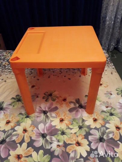 Стол детский