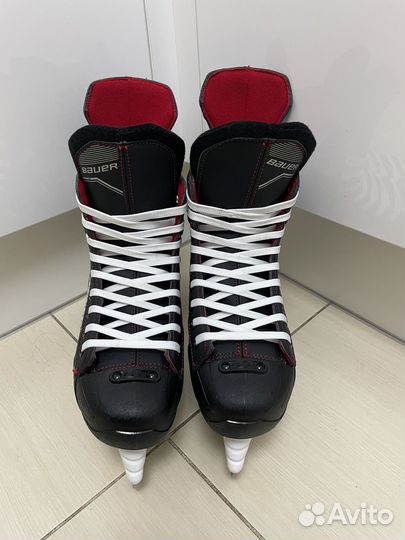 Коньки bauer (38 разм : 5 ) NS