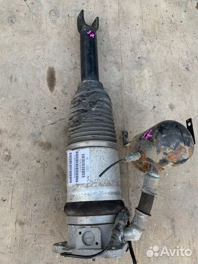 Пневмостойка задняя левая Audi A8 D3 3.2 BPK