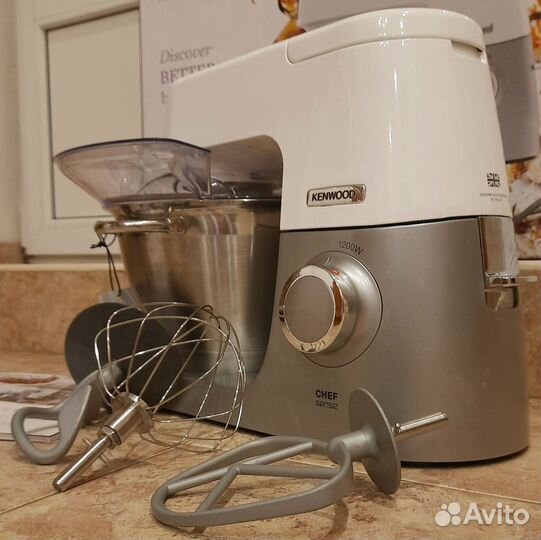 Кухонный комбайн Kenwood в идеальном состоянии