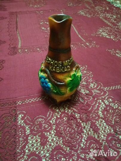 Кувшин глиняный винный