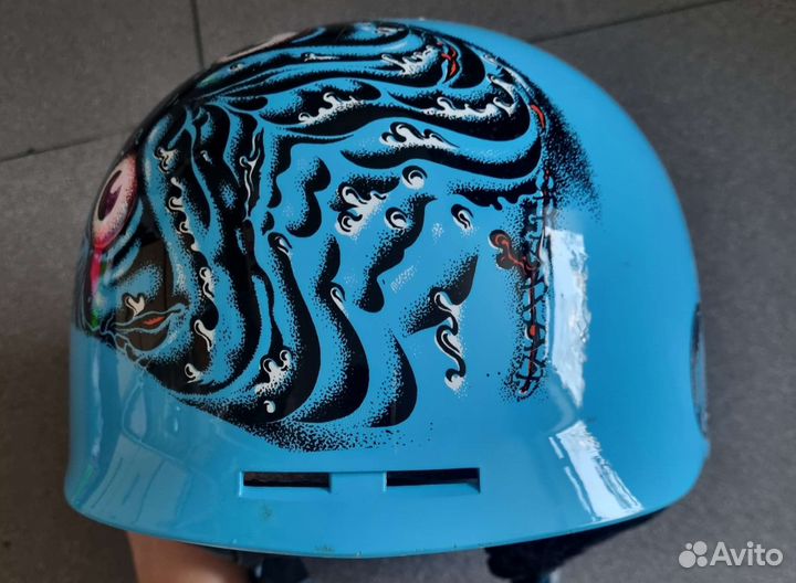 Шлем горнолыжный