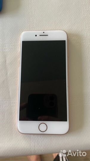 iPhone 8, 64 ГБ