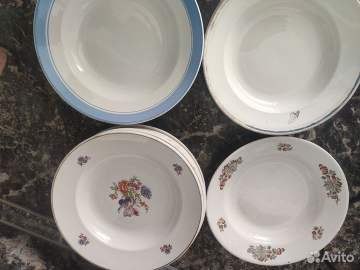 Тарелки глубокие, плоские, тарелки эмаль СССР