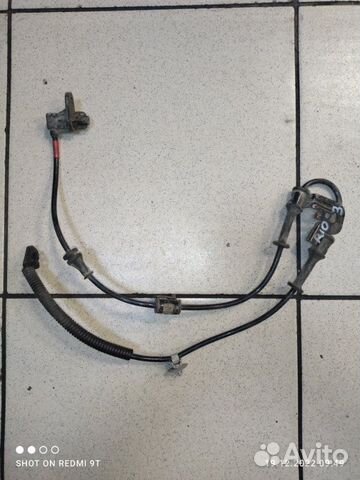 Датчик abs передний правый Kia Rio 3