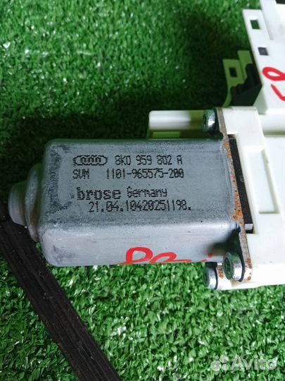 Стеклоподъемный механизм передний правый Audi A5