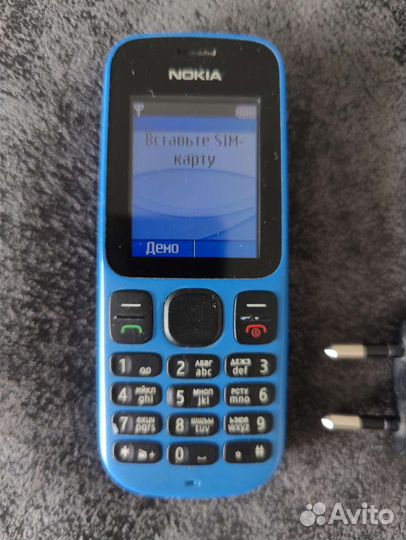 Телефон Nokia 100