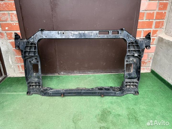 Панель радиаторов kia sportage 2017 г.в