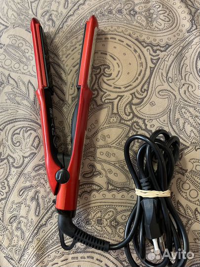 Выпрямитель для волос