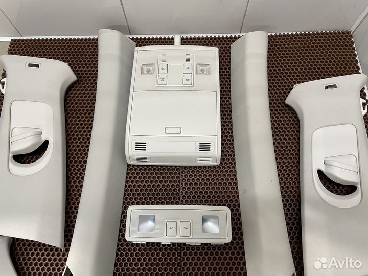 Комплект обшивки салона (потолка) VW Passat B8