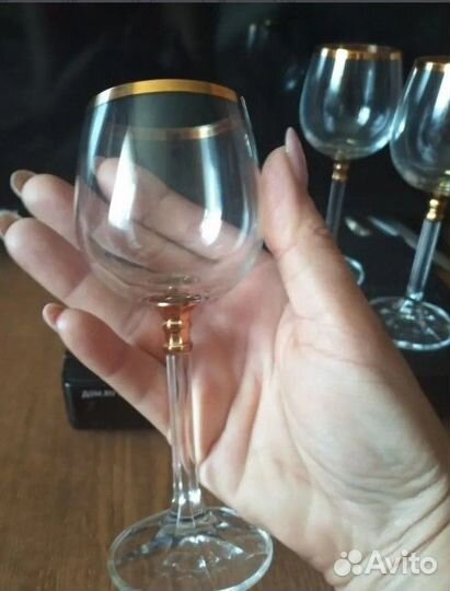 Хрустальные бокалы