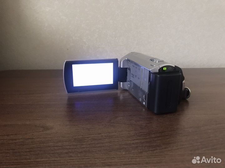 Цифровая видеокамера sony DCR-SX40E