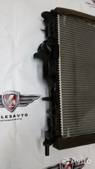 Радиатор охлаждения Ford Focus 3 2011-2019 год