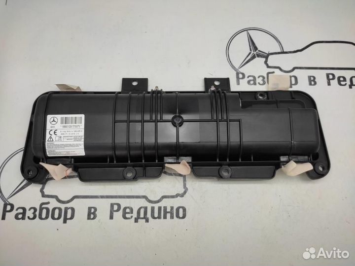 Подушка безопасности коленная w166 GLE-class 64