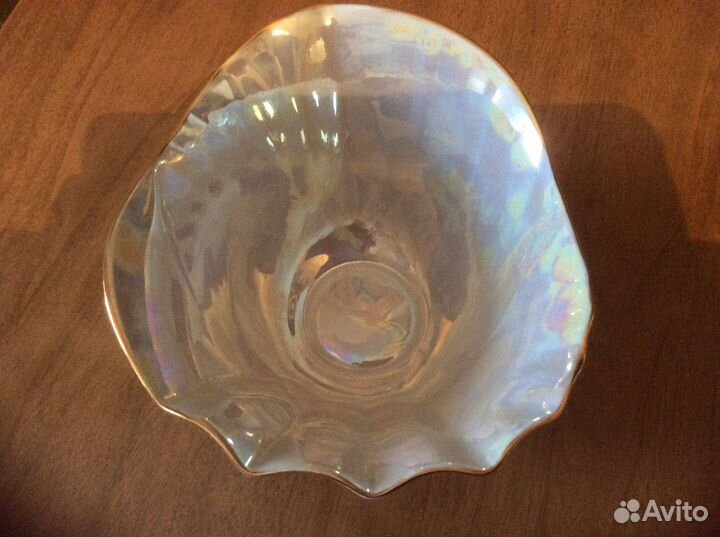 Фарфоровая вазочка