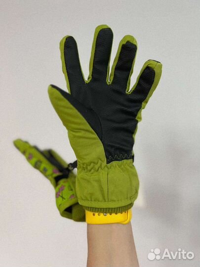 Детские перчатки непромокаемые на 6-8 лет