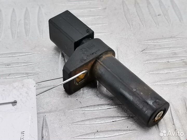 Датчик коленвала Mercedes-Benz C-Класс A0031532828