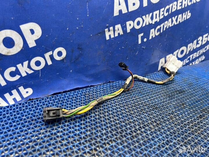 Проводка резистора печки Toyota Corolla 120 седан