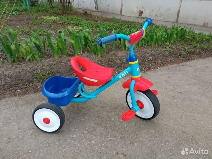 Велосипед трёхколёсный