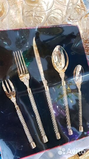 Столовые приборы