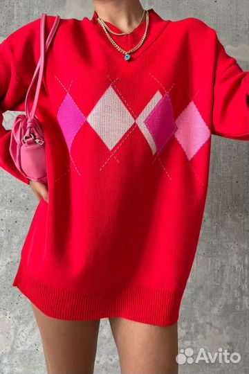 Свитер женский красный новый